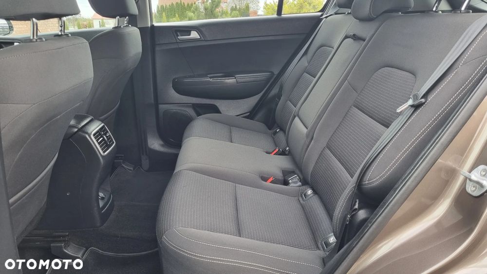 Kia Sportage 1.6 GDI L Business Line Plus 2WD - 31