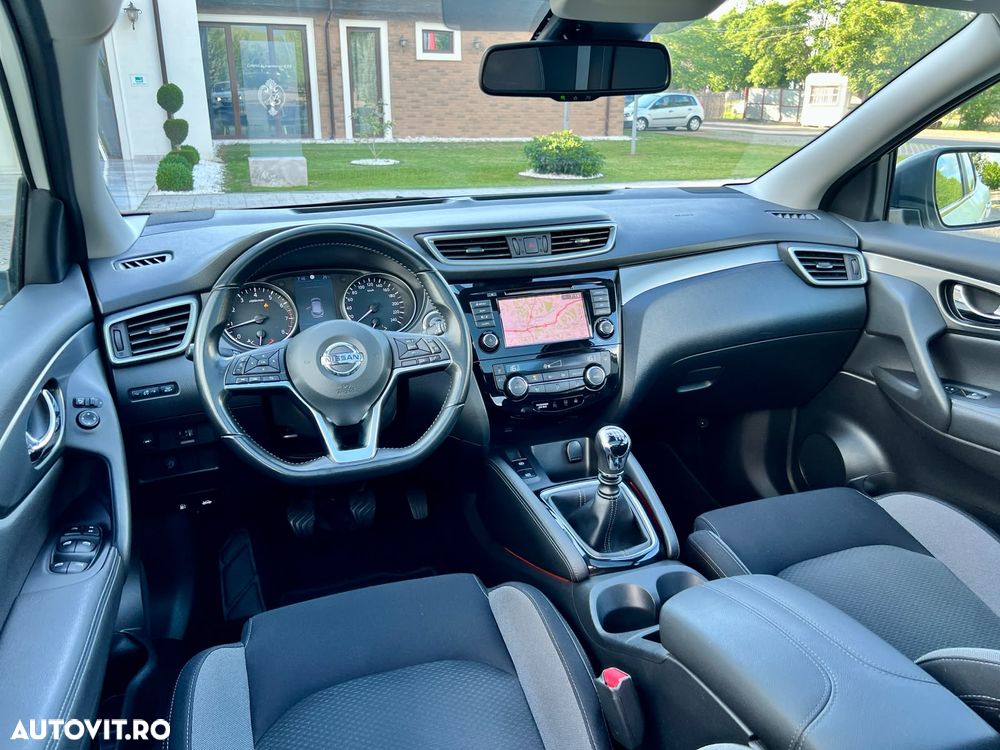 Nissan Qashqai 1.3 DIG-T ACENTA - 9