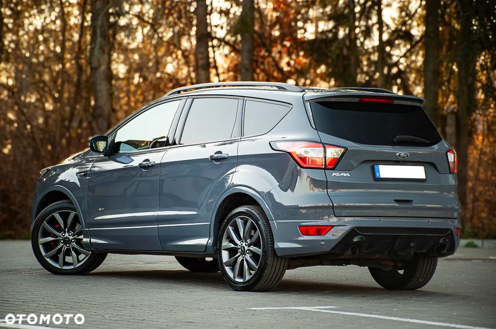 Ford Kuga 2.0 TDCi 4x4 ST-Line - 14