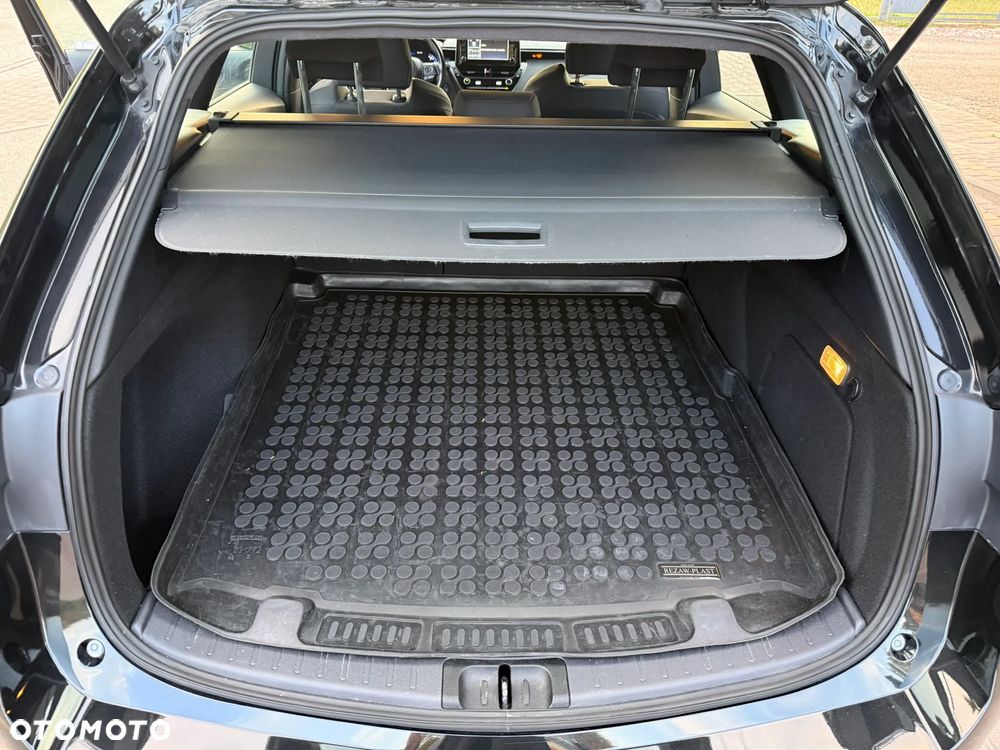 Toyota Corolla 2.0 Hybrid Comfort - 22
