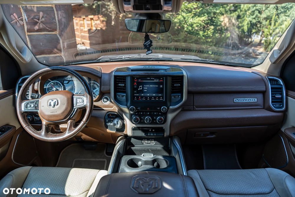 RAM 1500 5.7 Crew Cab Laramie - 29