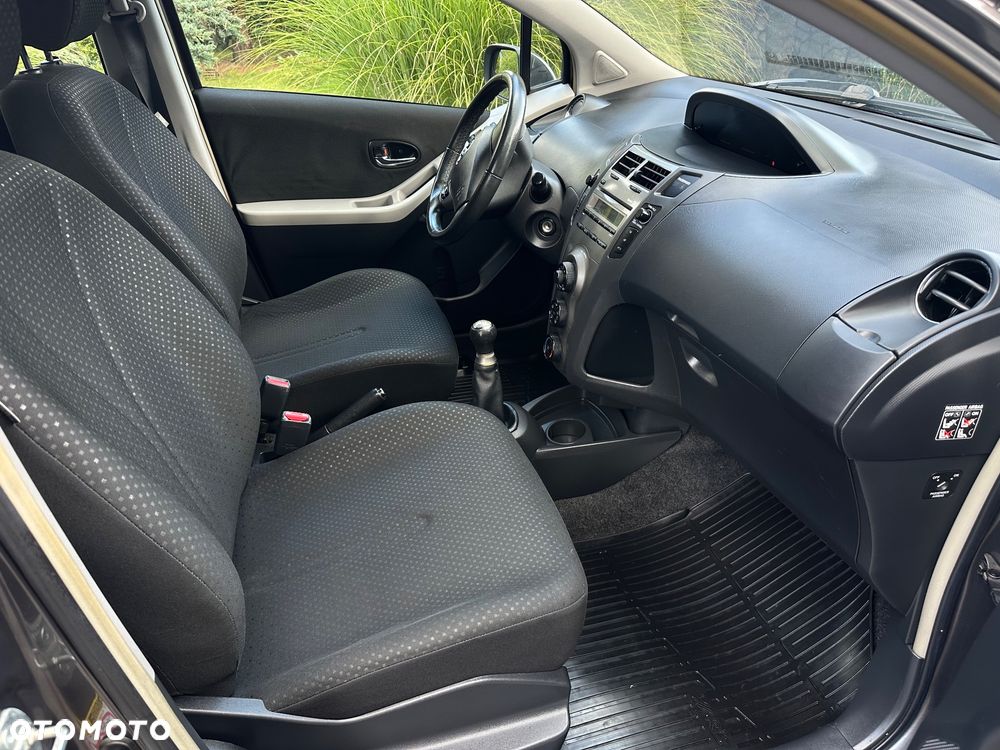 Toyota Yaris 1.0 VVT-i Sol - 15