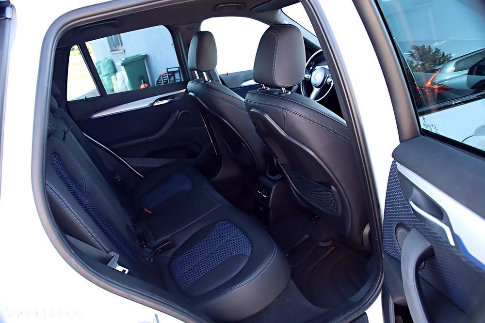 BMW X1 xDrive18d M Sport - 25