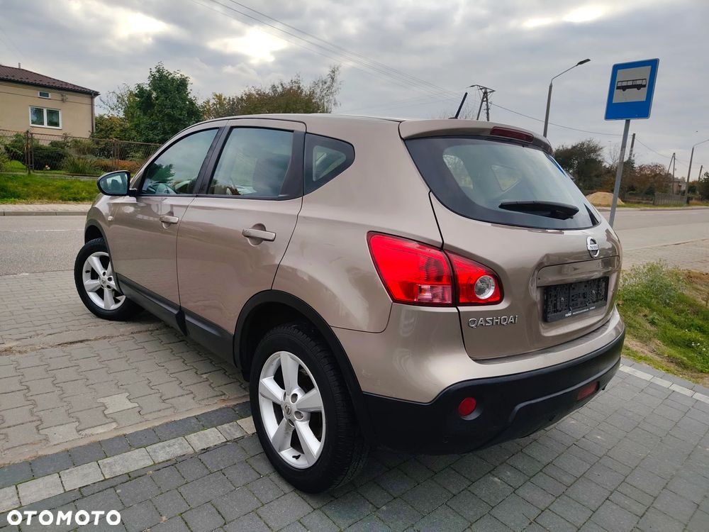 Nissan Qashqai ver-1-6-visia - 4