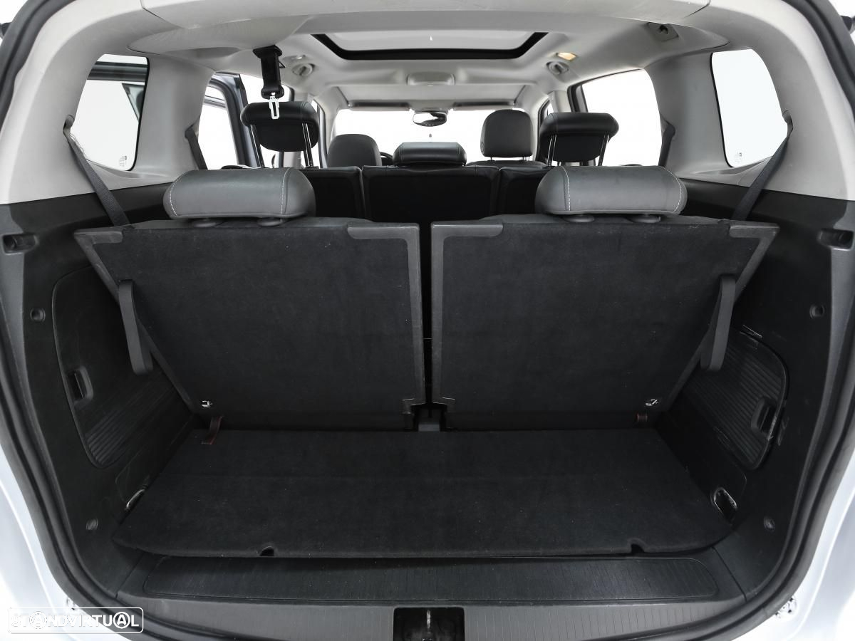 Opel Zafira - 15