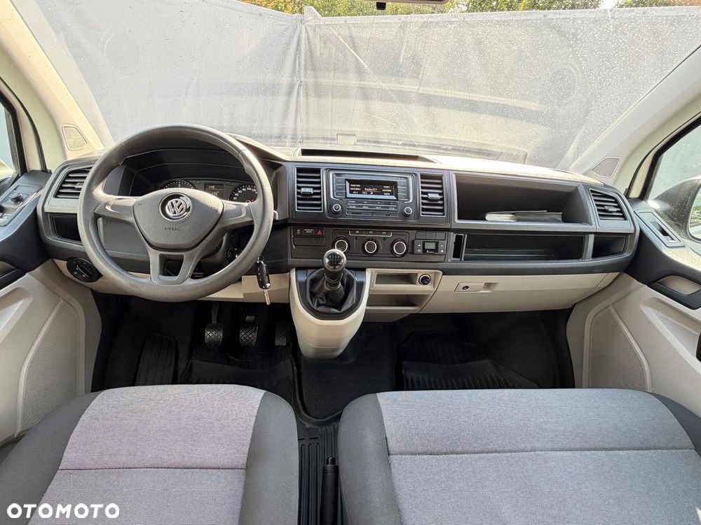 Volkswagen Transporter T6 - 15