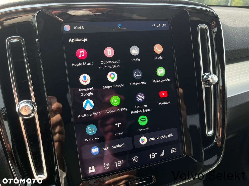 Volvo XC 40 B3 Plus Dark - 20