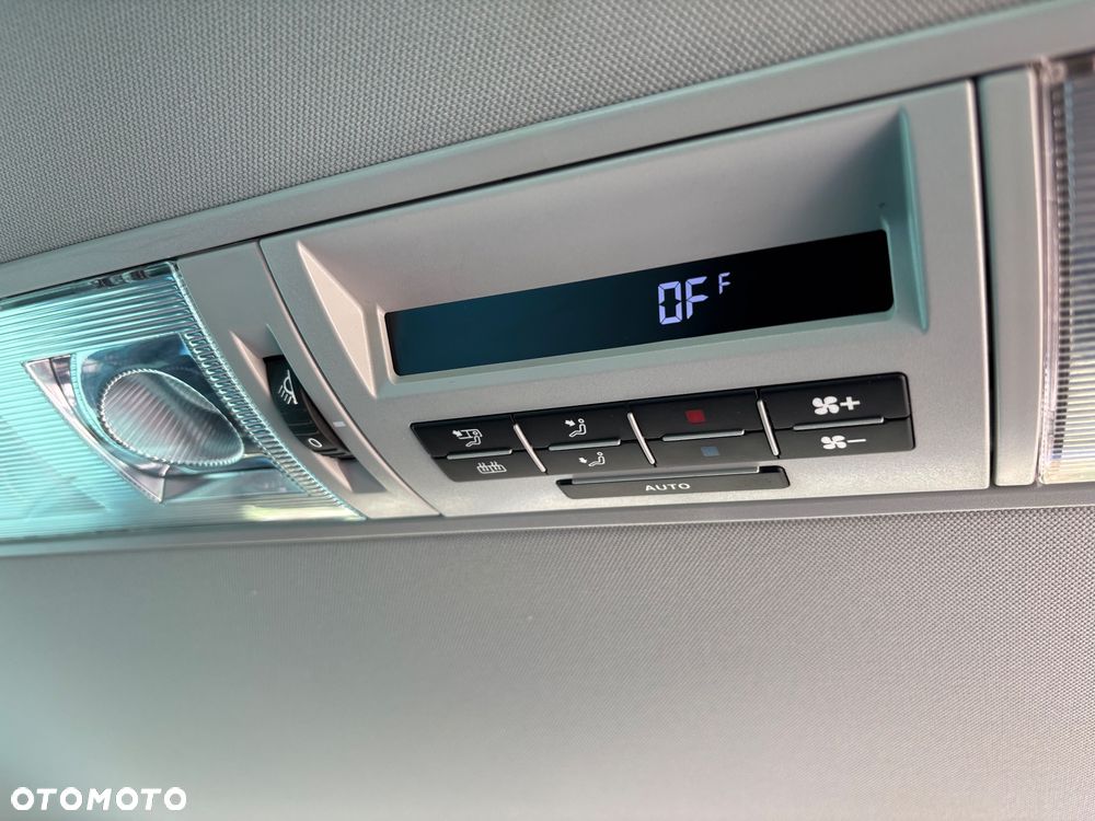 Volkswagen Multivan 2.0 TDI L1 Comfortline DSG - 18