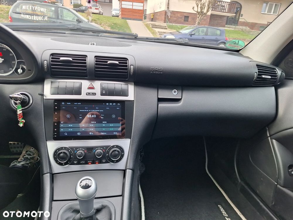 Mercedes-Benz Klasa C 180 Kompressor Sport Edition - 11