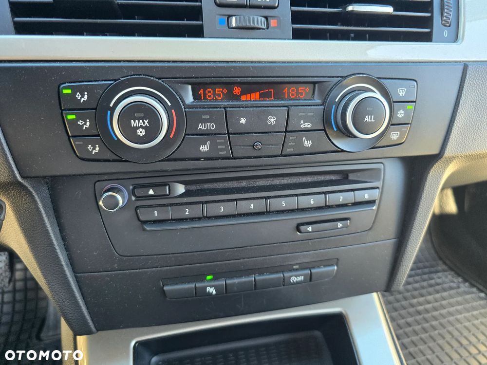 BMW Seria 3 - 32