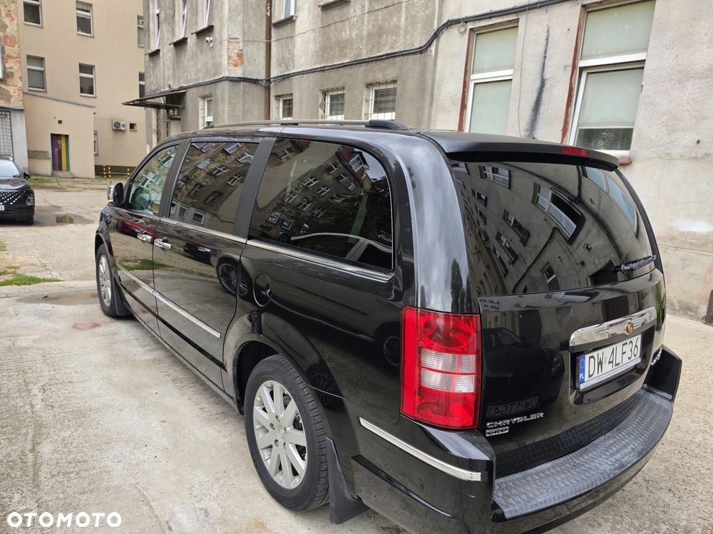 Chrysler Grand Voyager - 2