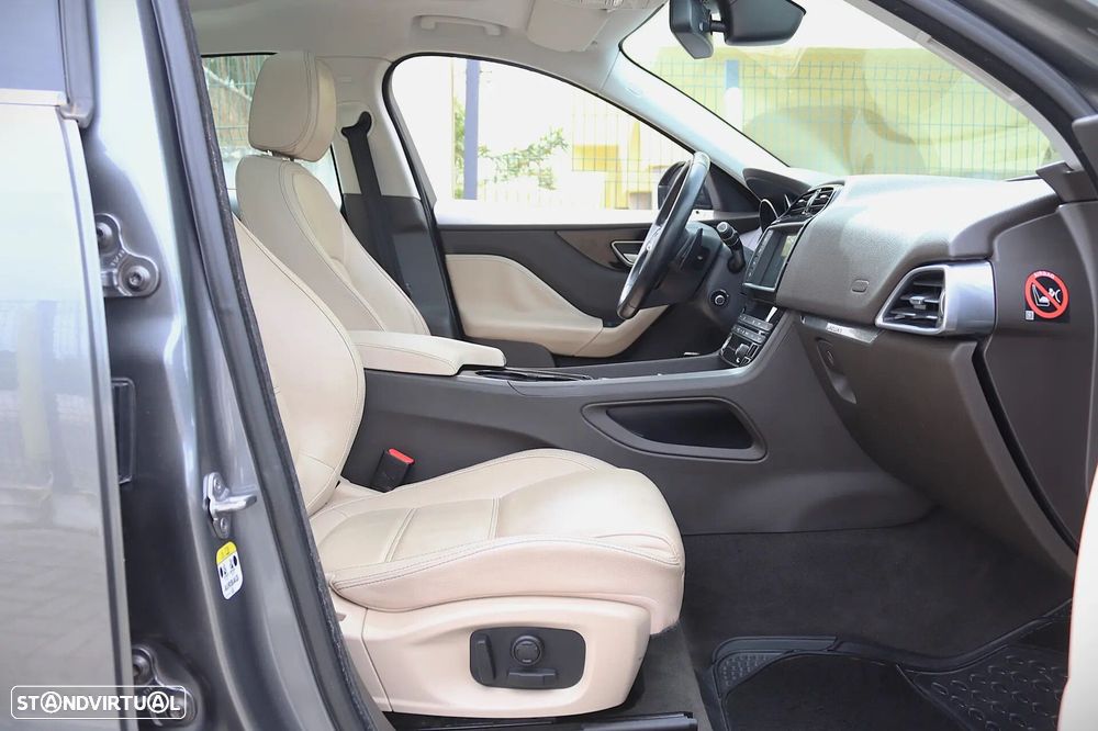 Jaguar F-Pace 20d Aut. Prestige - 27