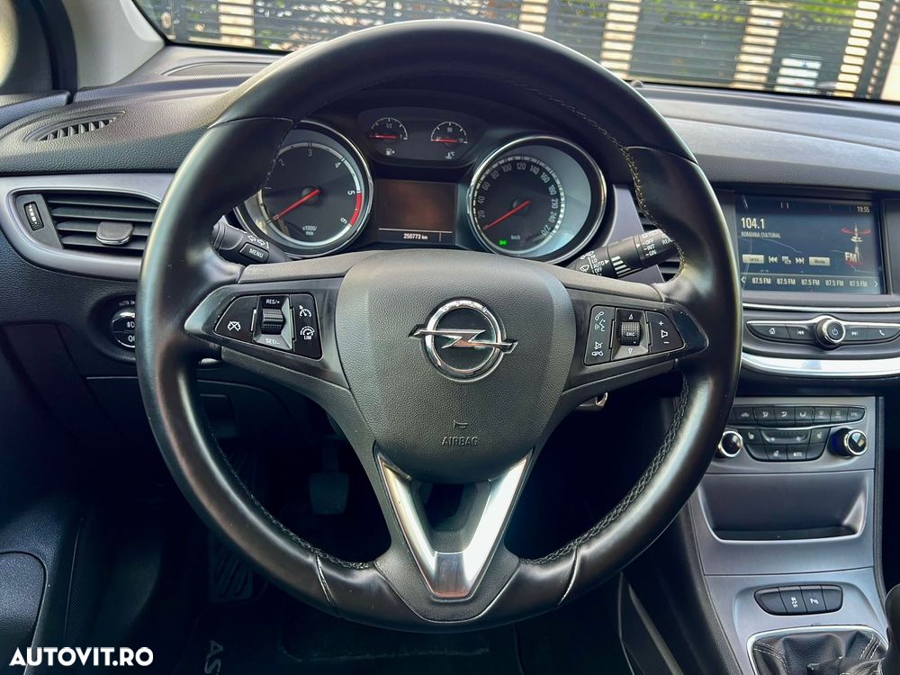 Opel Astra 1.6 CDTI ECOTEC ECOFlex Start/Stop Selection - 15