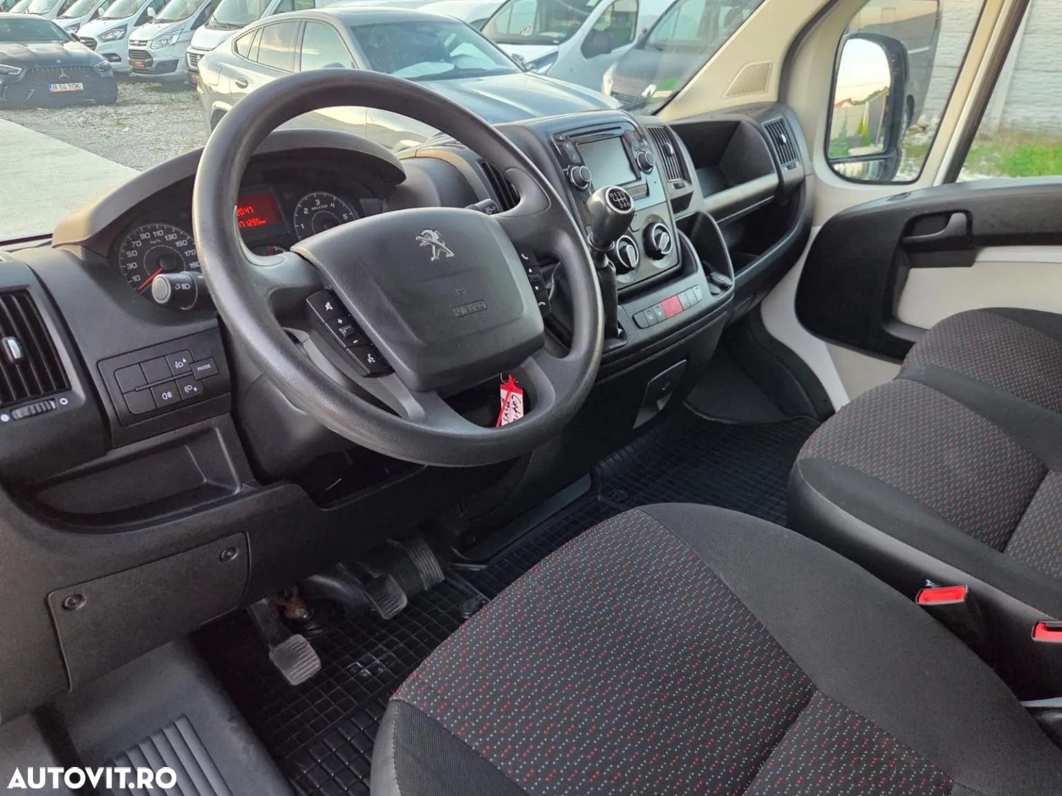 Peugeot Boxer Doka 7locuri+Bena L=2.90m - 19