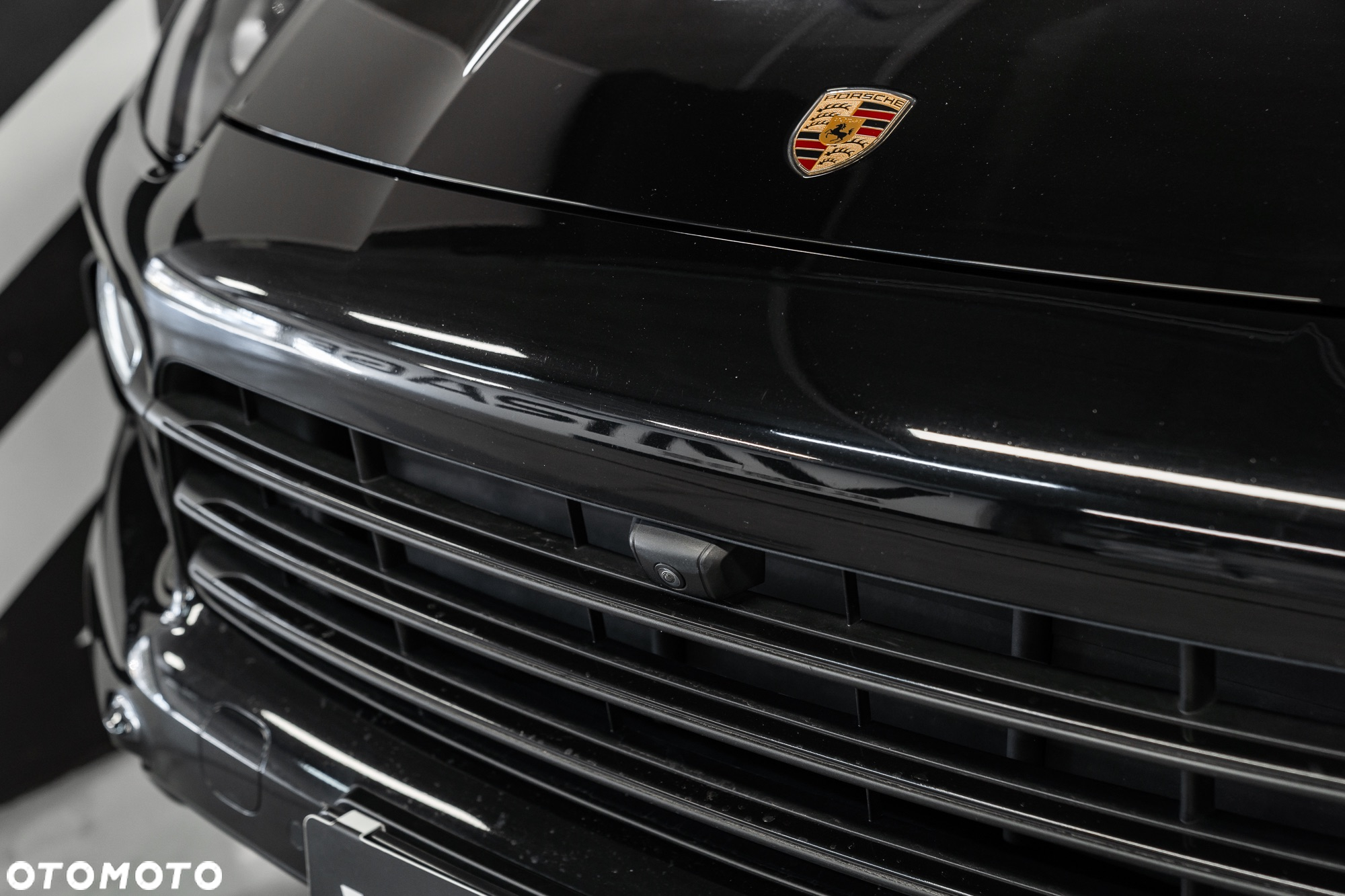 Porsche Cayenne Coupe Platinum Edition - 8