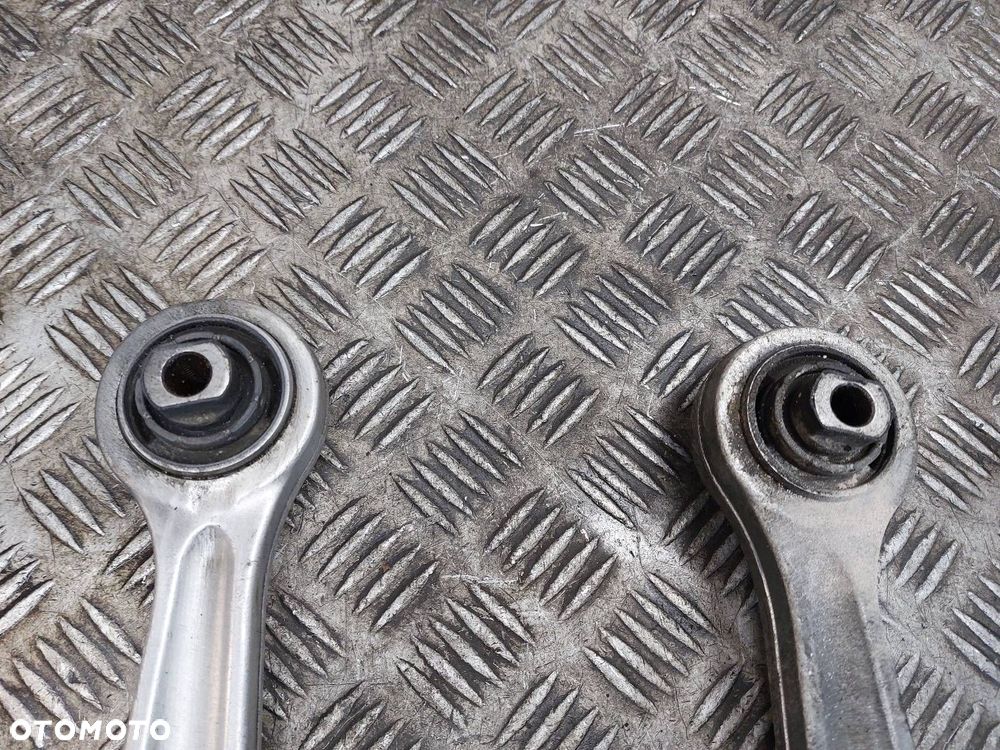 WAHACZ WAHACZE PRZÓD KOMPLET AUDI A4 B7 - 4