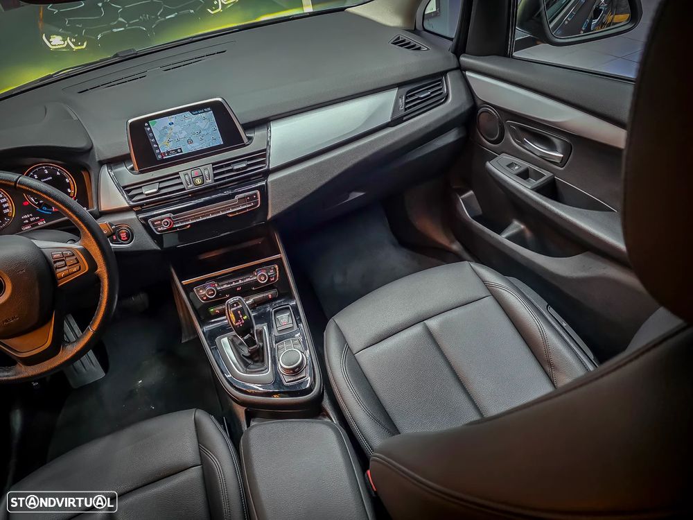 BMW 216 Gran Tourer d Aut. - 21