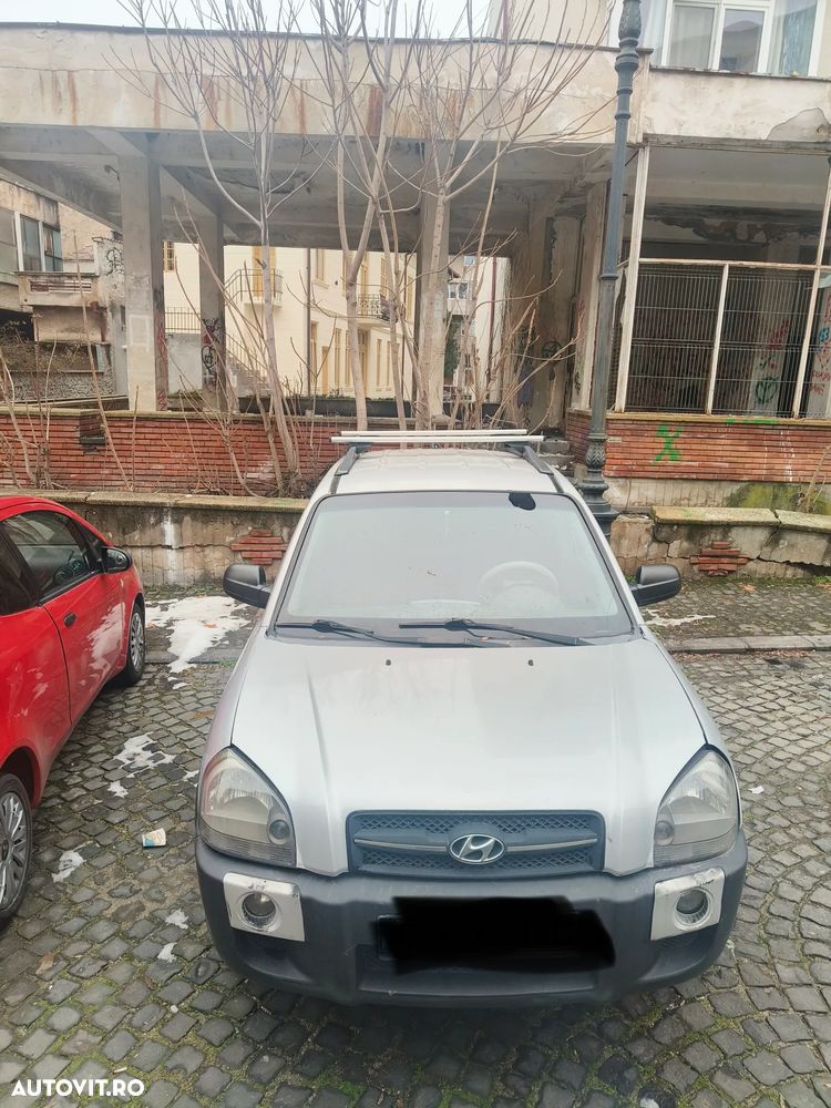 Hyundai Tucson 2.0 DOHC 2WD - 9