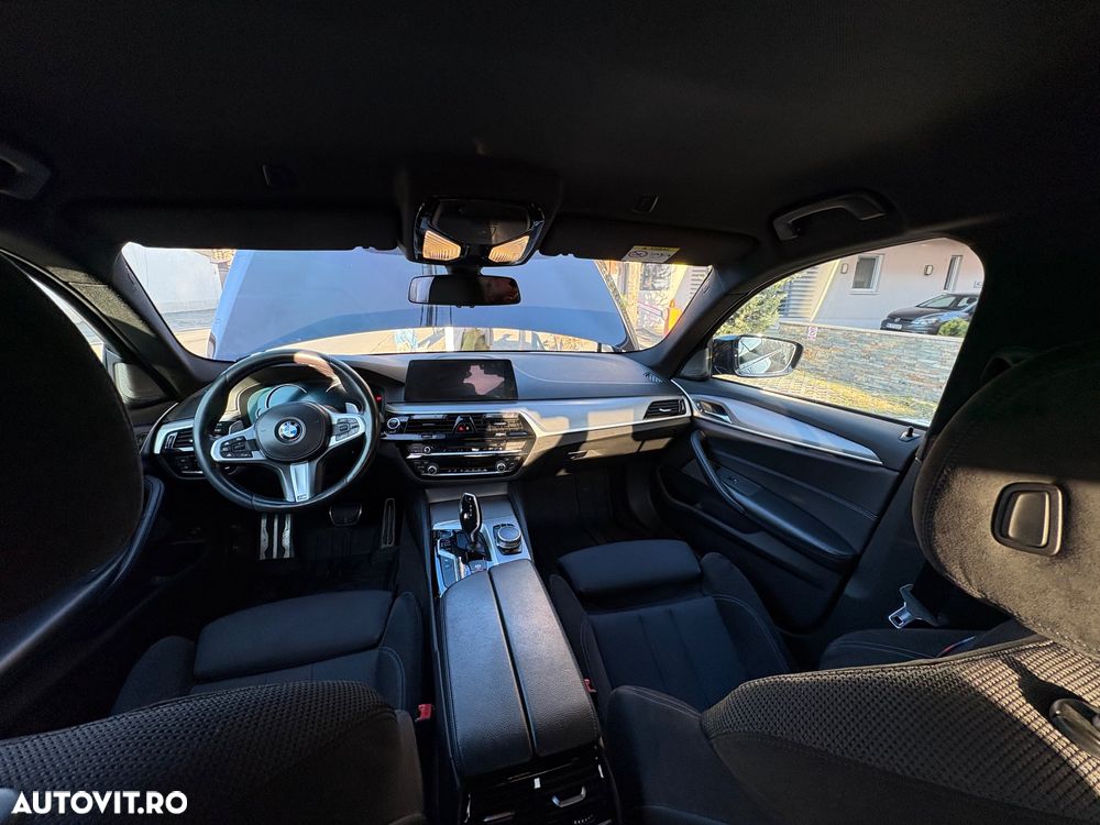 BMW Seria 5 530d xDrive AT - 9