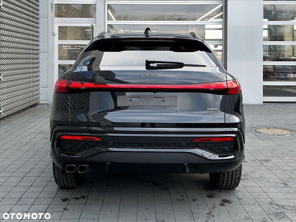 Audi Q5 Sportback - 12