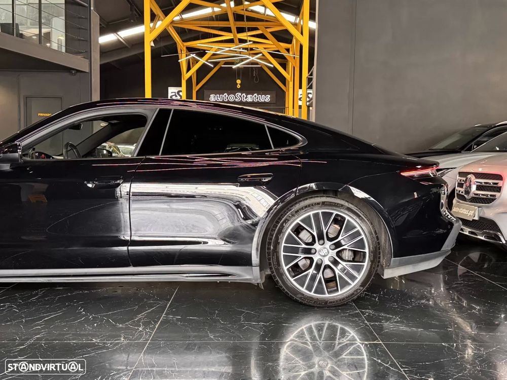 Porsche Taycan Bateria Performance Plus - 10