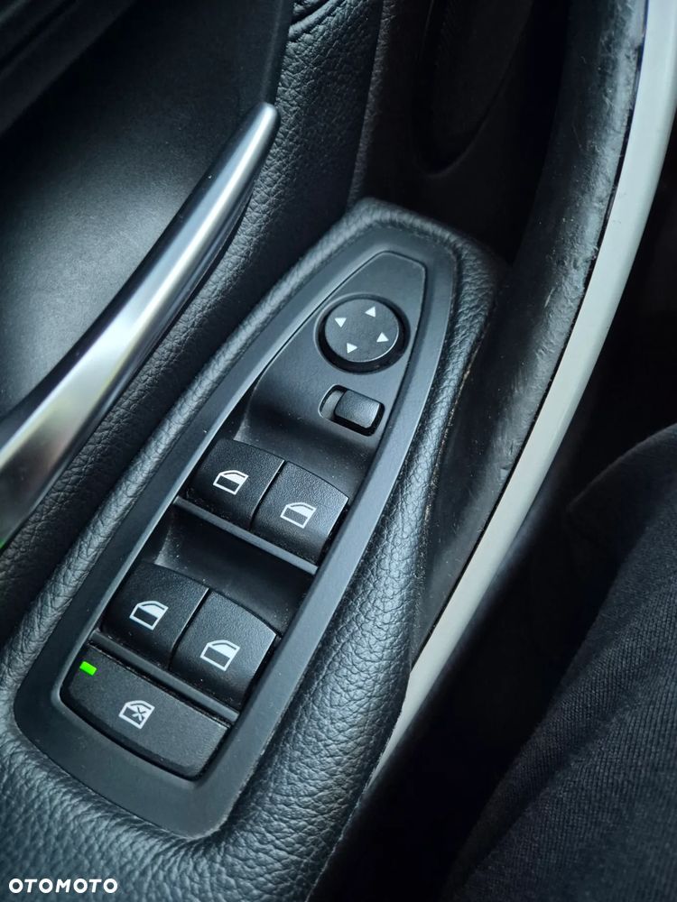 BMW Seria 3 320d Efficient Dynamics Edition - 20