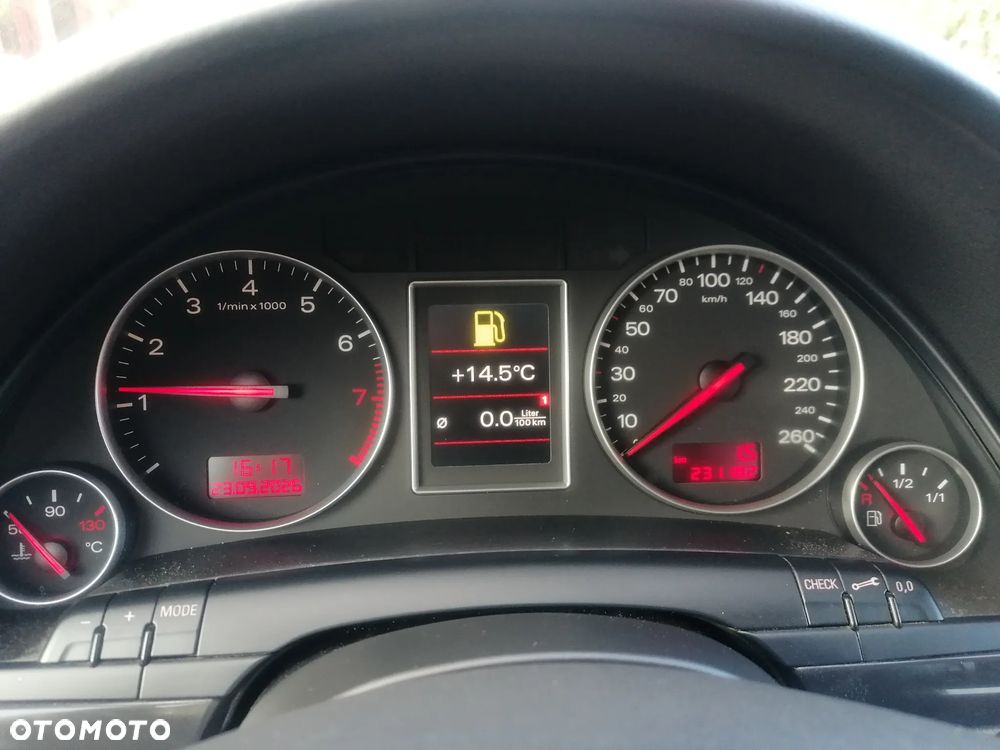Audi A4 Avant - 26