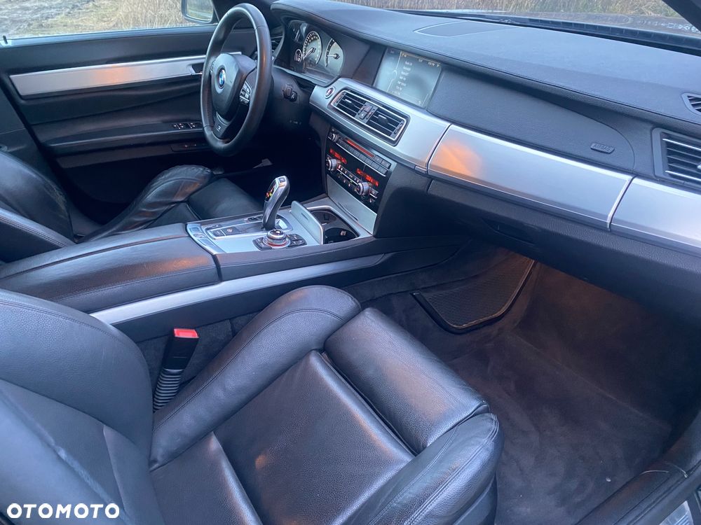 BMW Seria 7 730d Blue Performance - 20