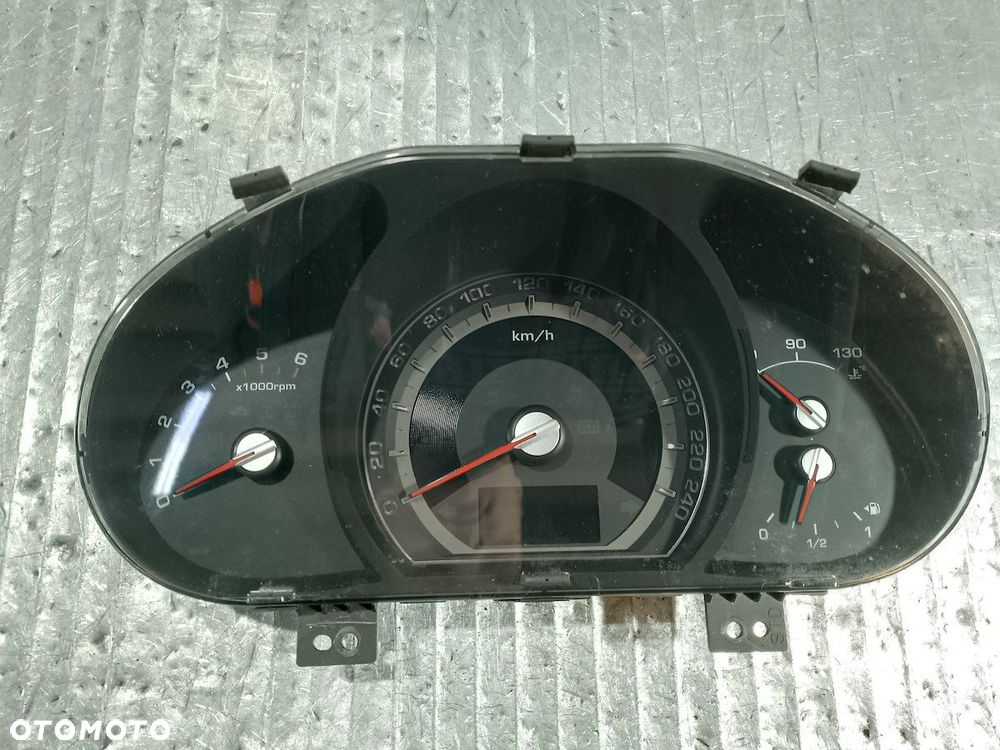 LICZNIK KIA SPORTAGE III 1.7 CRDI - 6