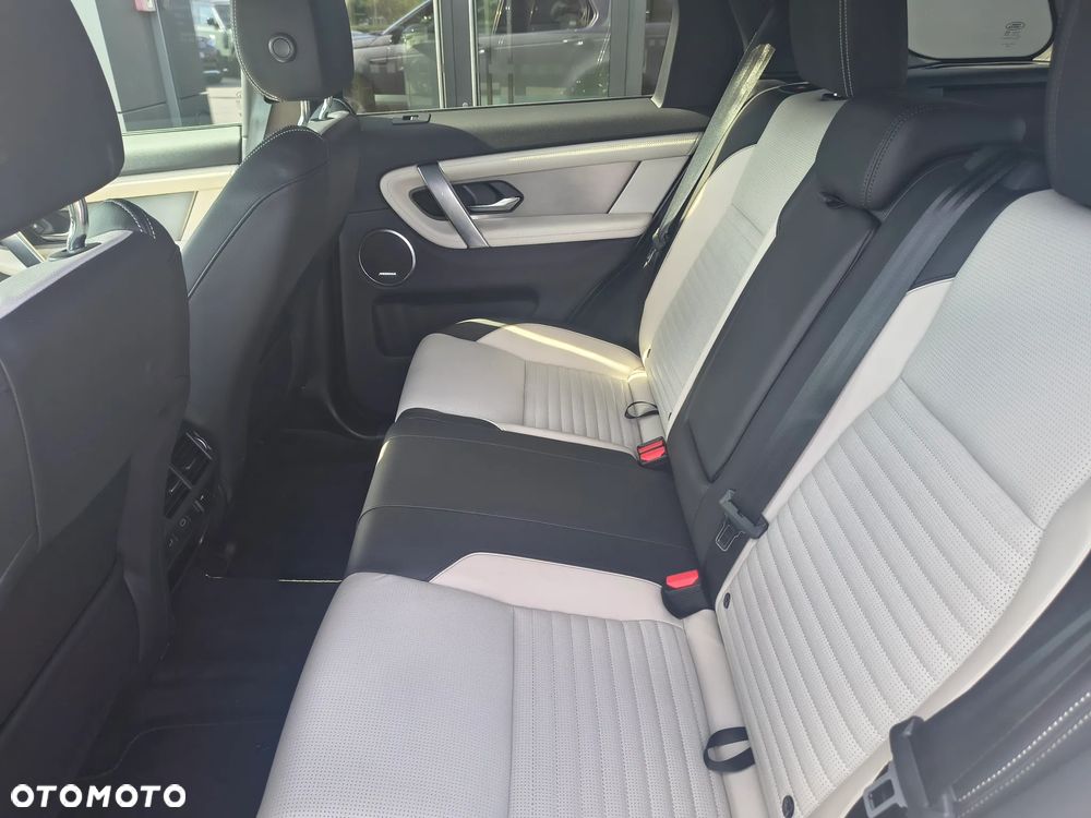 Land Rover Discovery Sport 2.0 D165 mHEV Dynamic SE - 15