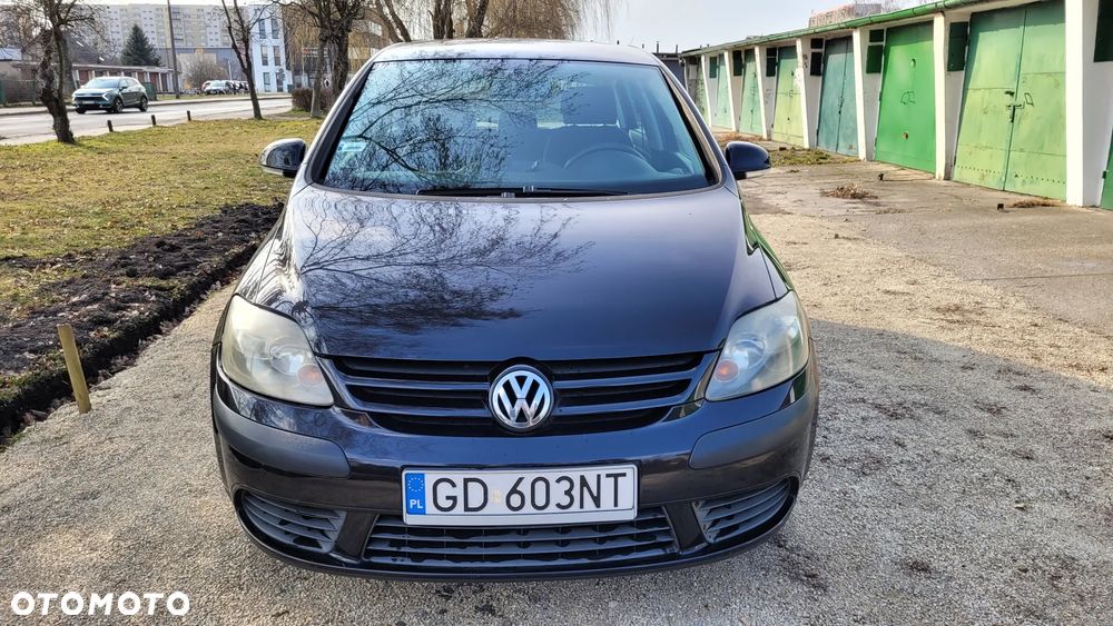 Volkswagen Golf Plus 1.6 FSI Comfortline - 2