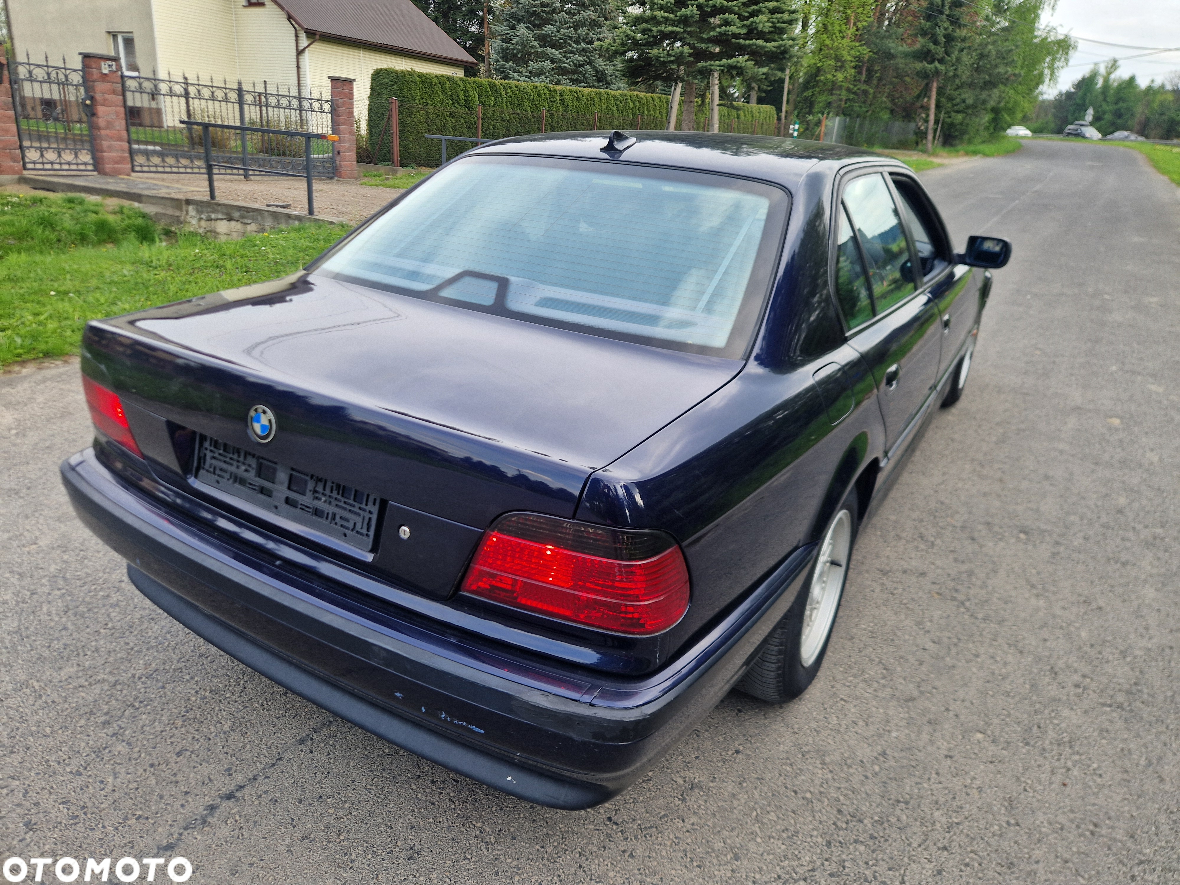 BMW Seria 7 - 34