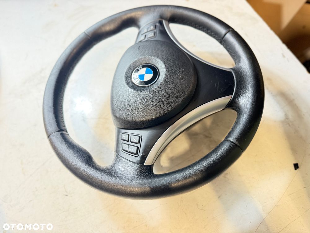 Kierownica sport sportowa e87 e90 e91 e92 e93 x1 e84 poduszka , komplet - 4