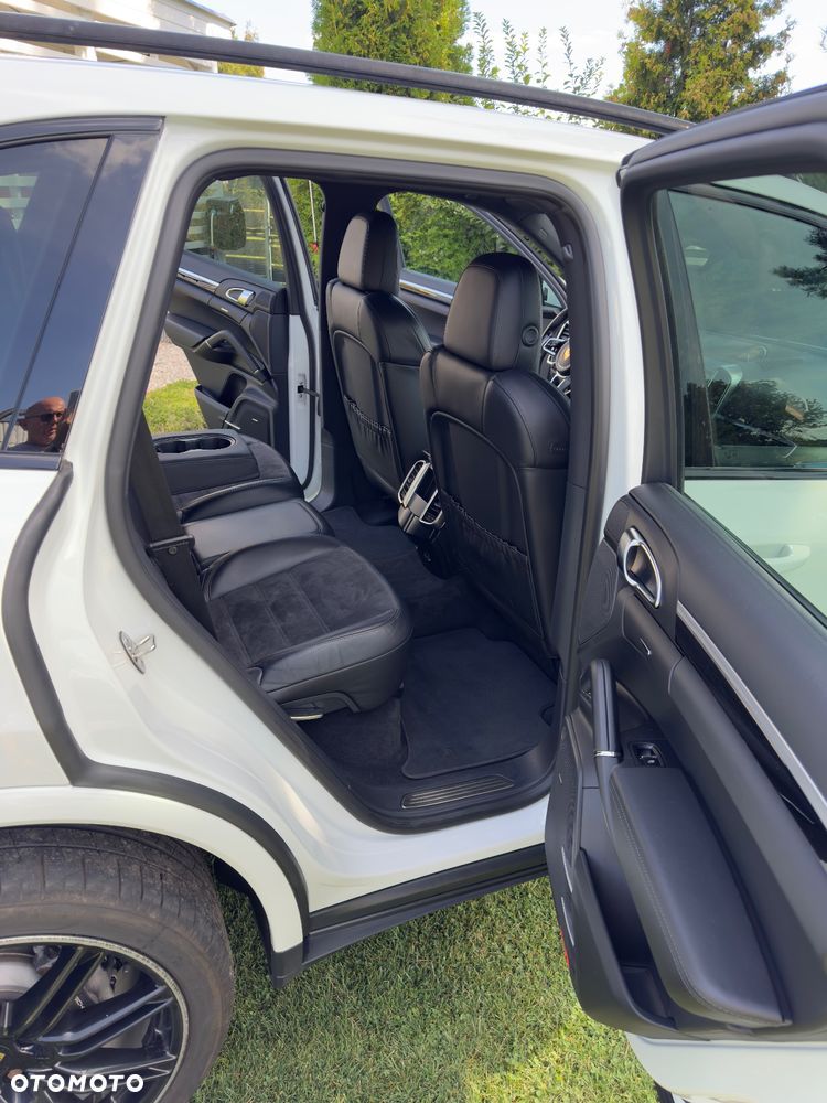 Porsche Cayenne Diesel Platinum Edition - 20