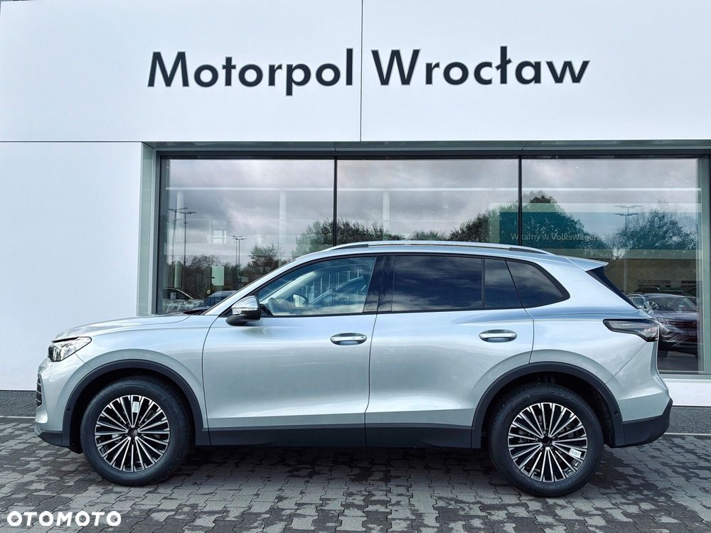 Volkswagen Tiguan - 3