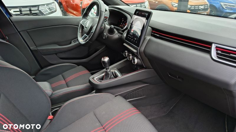 Renault Clio - 22