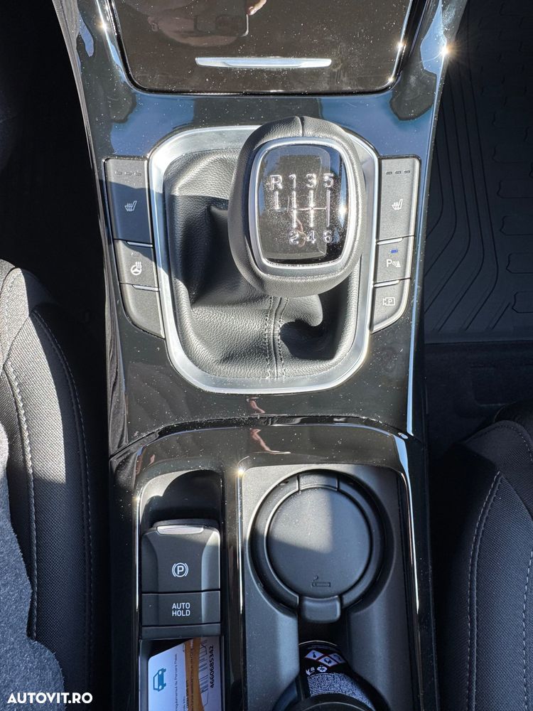 Hyundai i30 1.5 96CP M/T Highway - 15