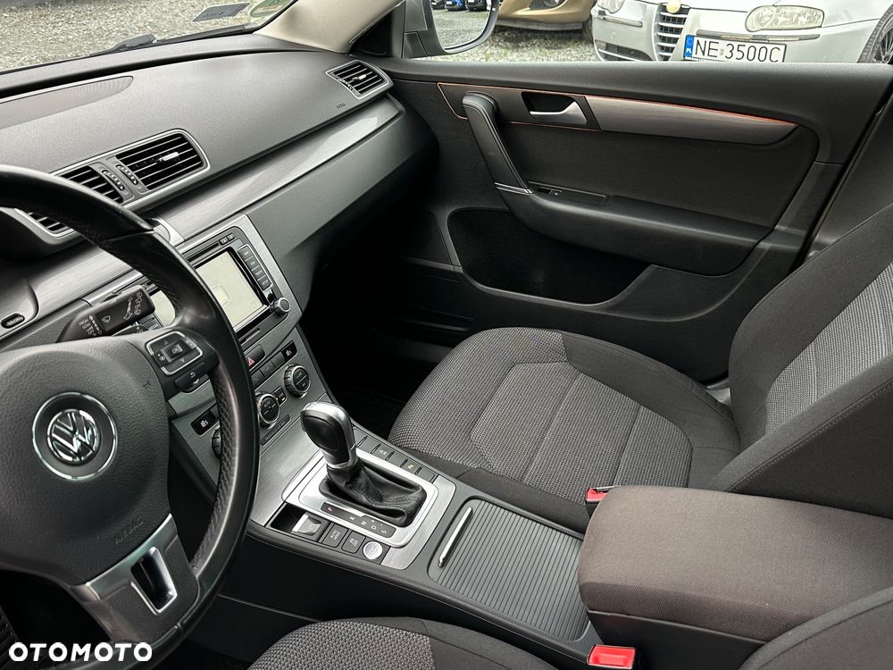 Volkswagen Passat Variant 2.0 TDI DSG BlueMotion Technology Business Edition - 17