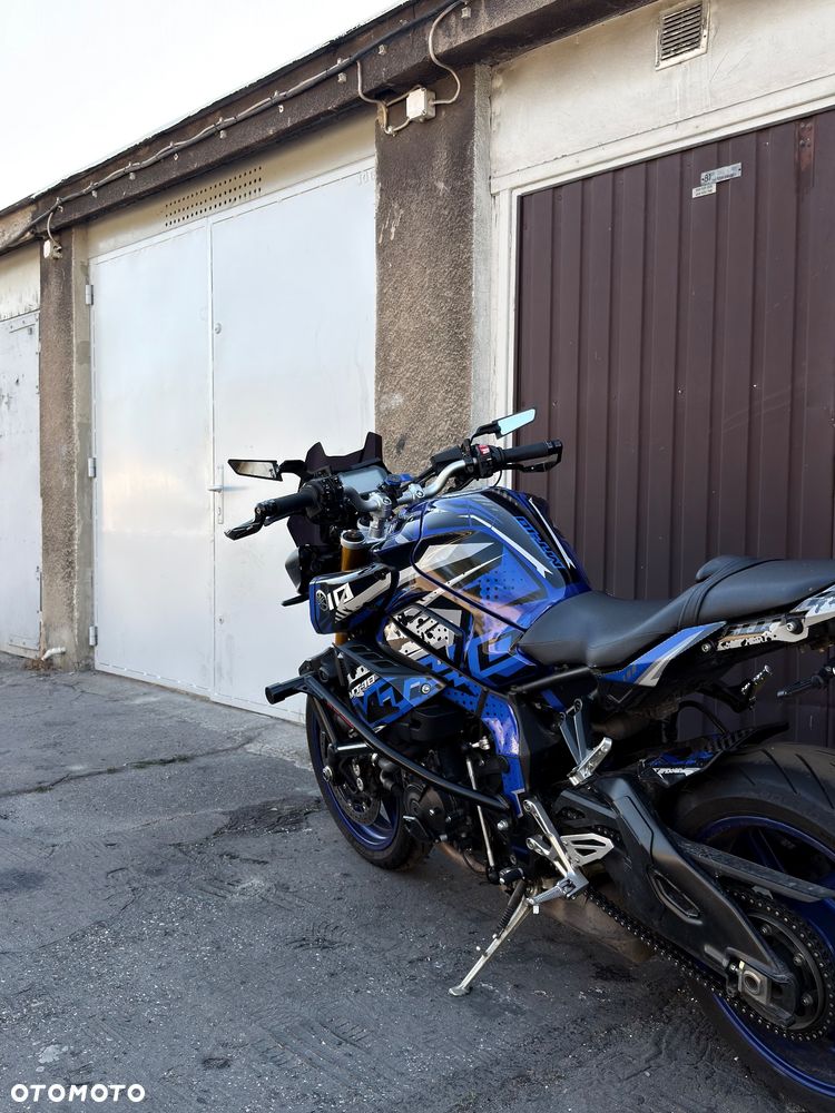 Yamaha MT - 6