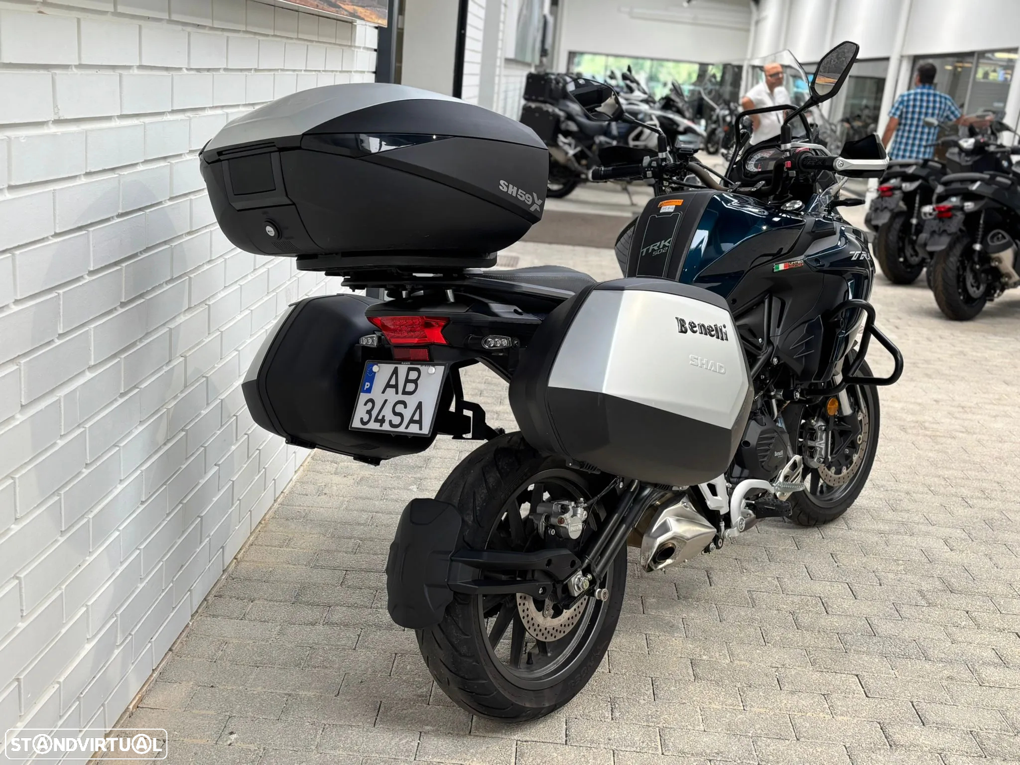 Benelli TRK 502 - 5