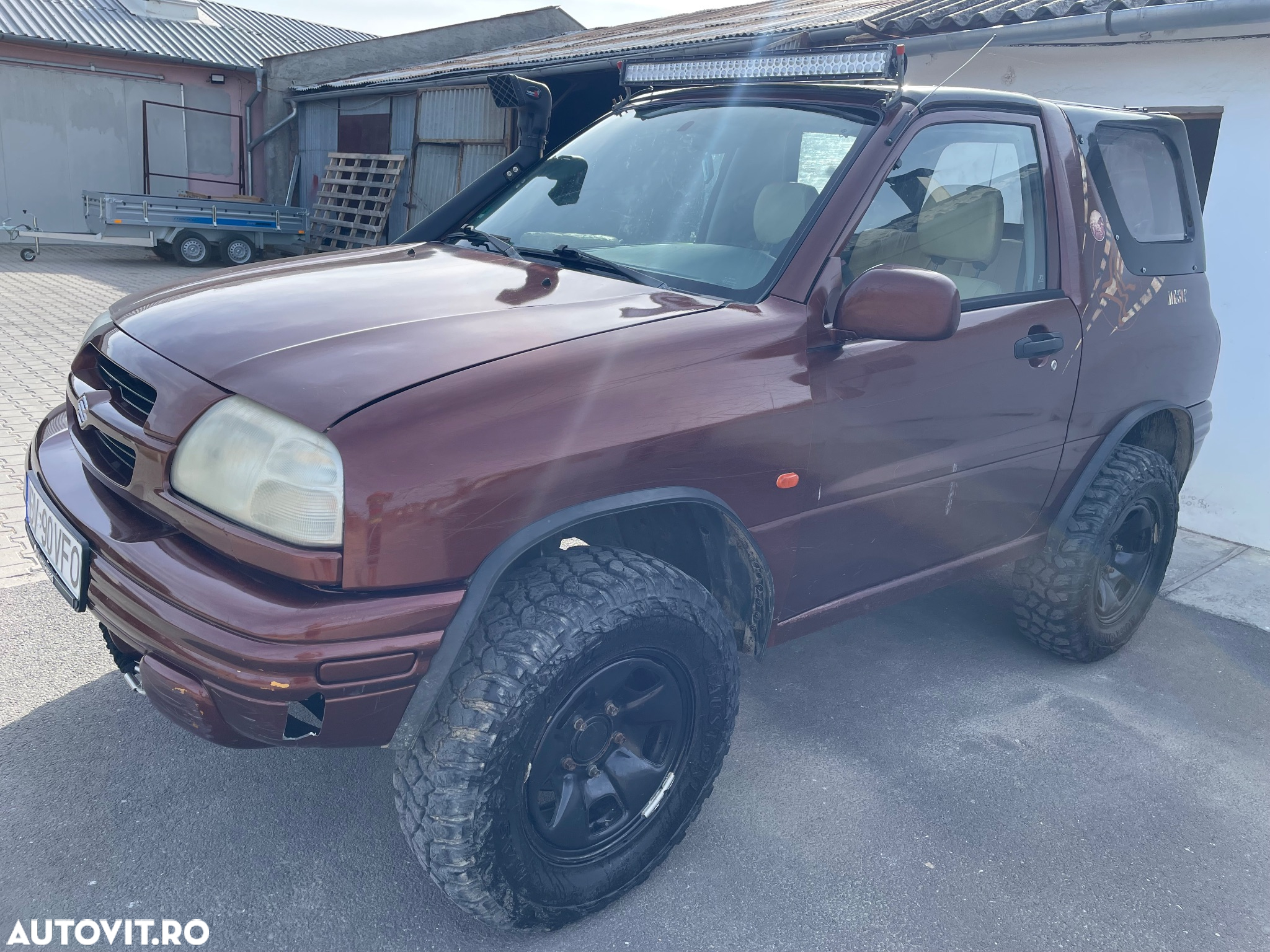 Suzuki Grand Vitara 2.0 - 8