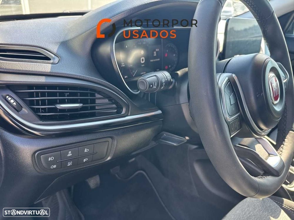 Fiat Tipo Cross 1.3 Multijet - 12