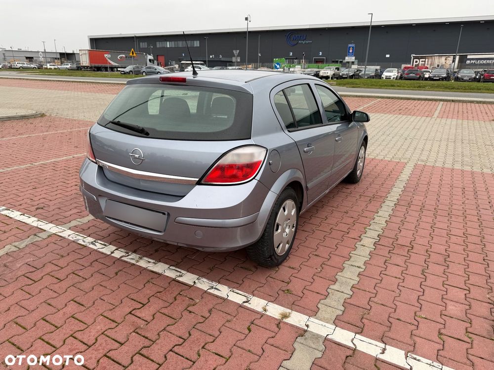 Opel Astra 2006 photo 4