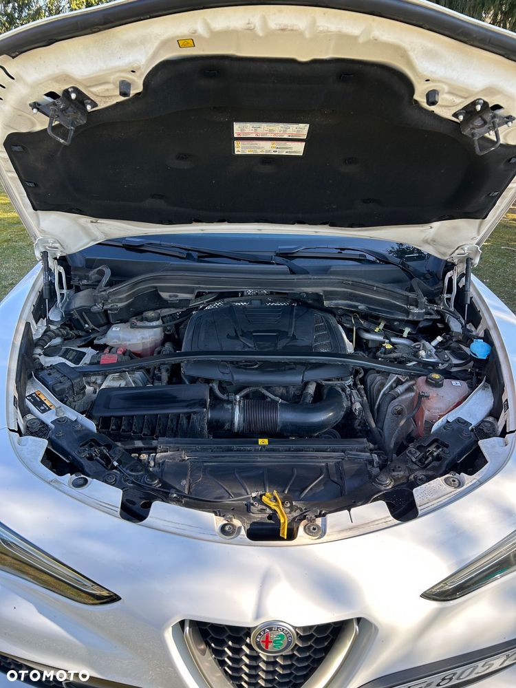 Alfa Romeo Stelvio 2.0 Turbo Q4 - 12