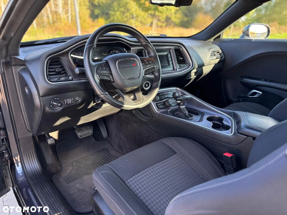 Dodge Challenger 3.6 SXT - 25