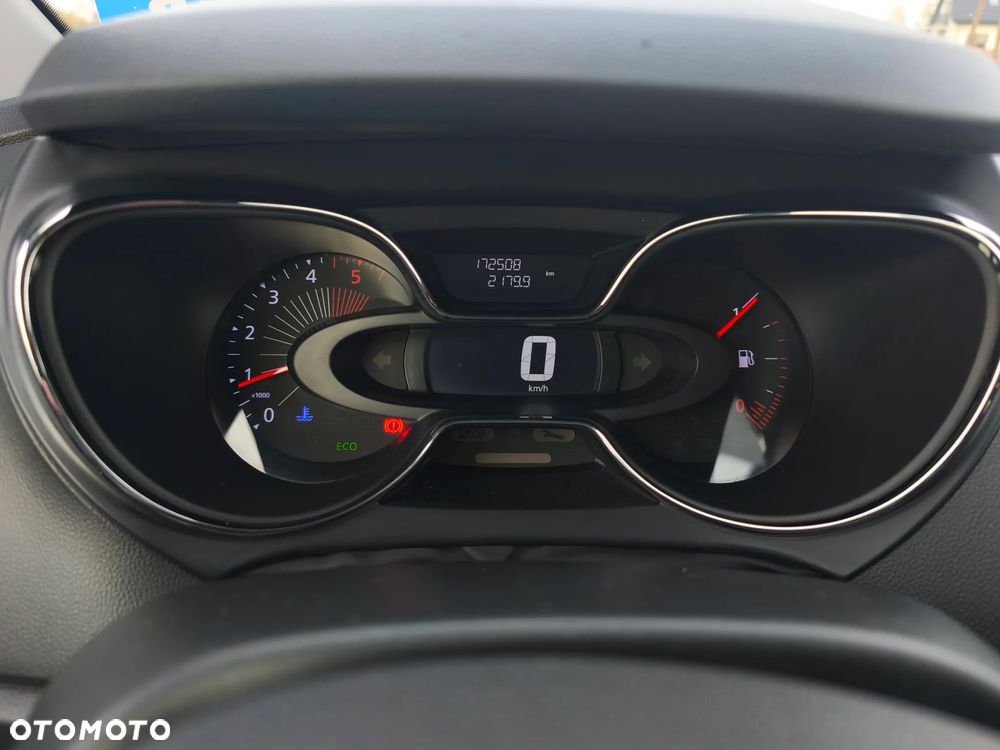 Renault Captur - 22
