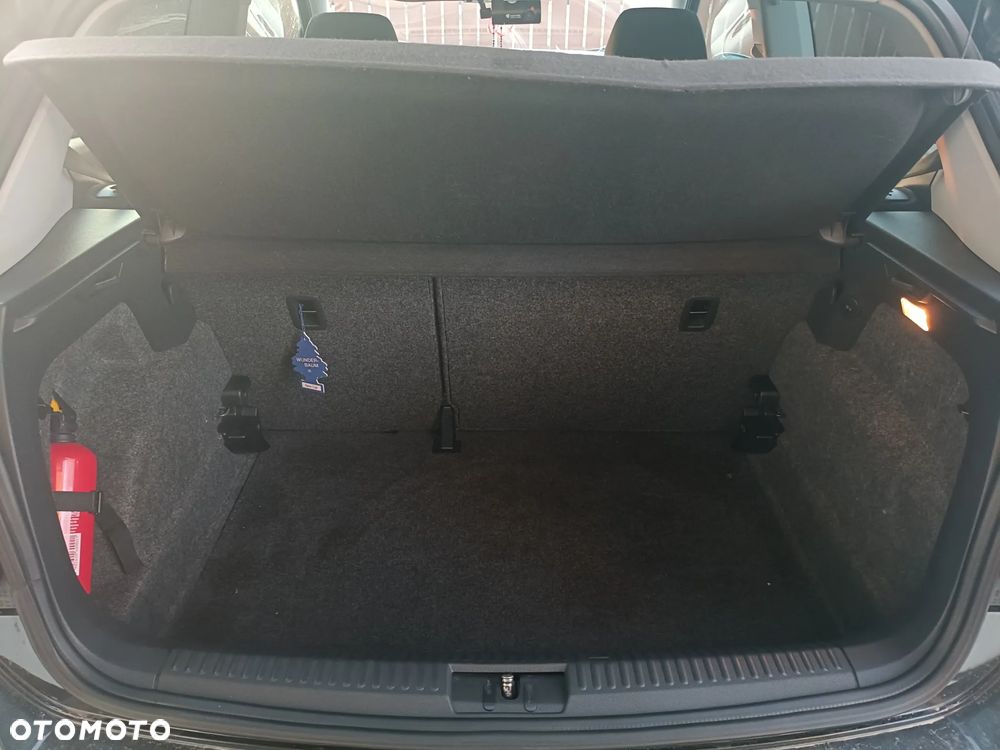 Volkswagen Polo - 18