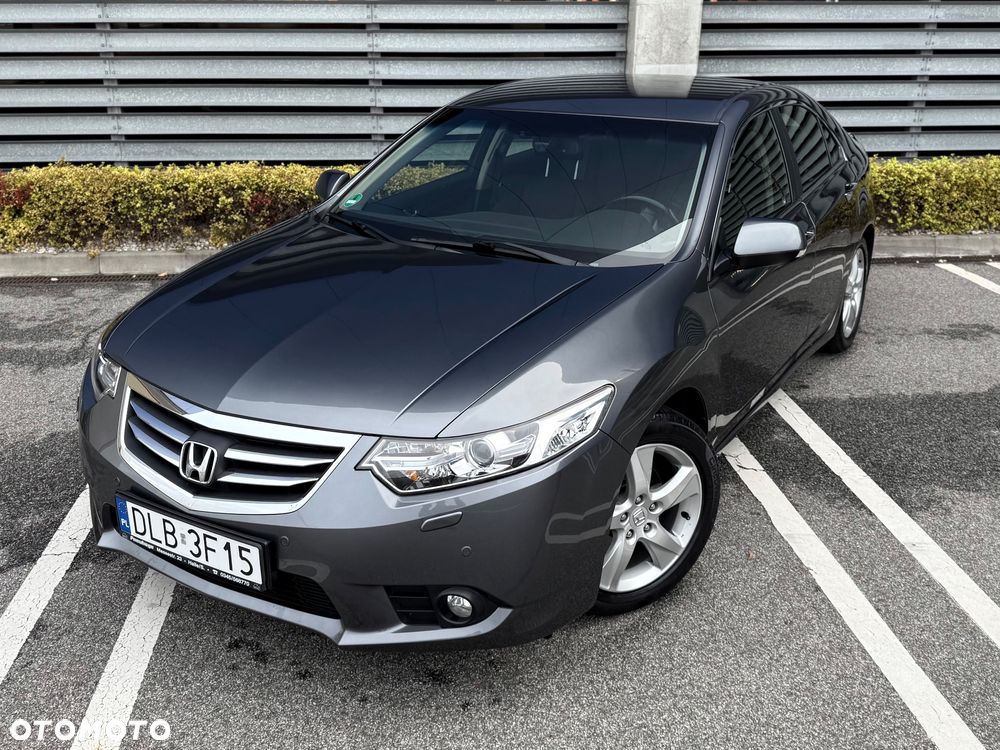 Honda Accord 2.0 Executive Navi - 2