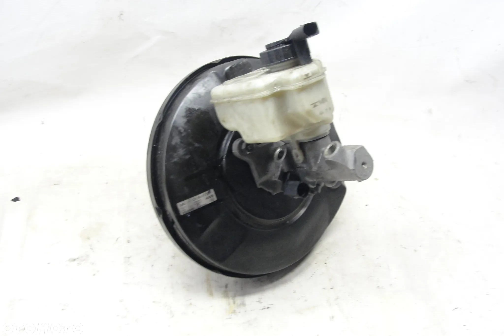 POMPA SERWO HAMULCA VW GOLF V PLUS - 2
