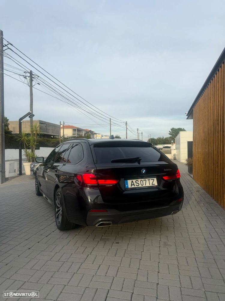 BMW 530 e Pack Desportivo M - 5